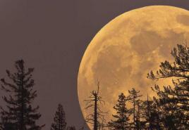 Mėnulis ir Žemė – Mėnulio judėjimas Mėnuliui artėjant prie žemės